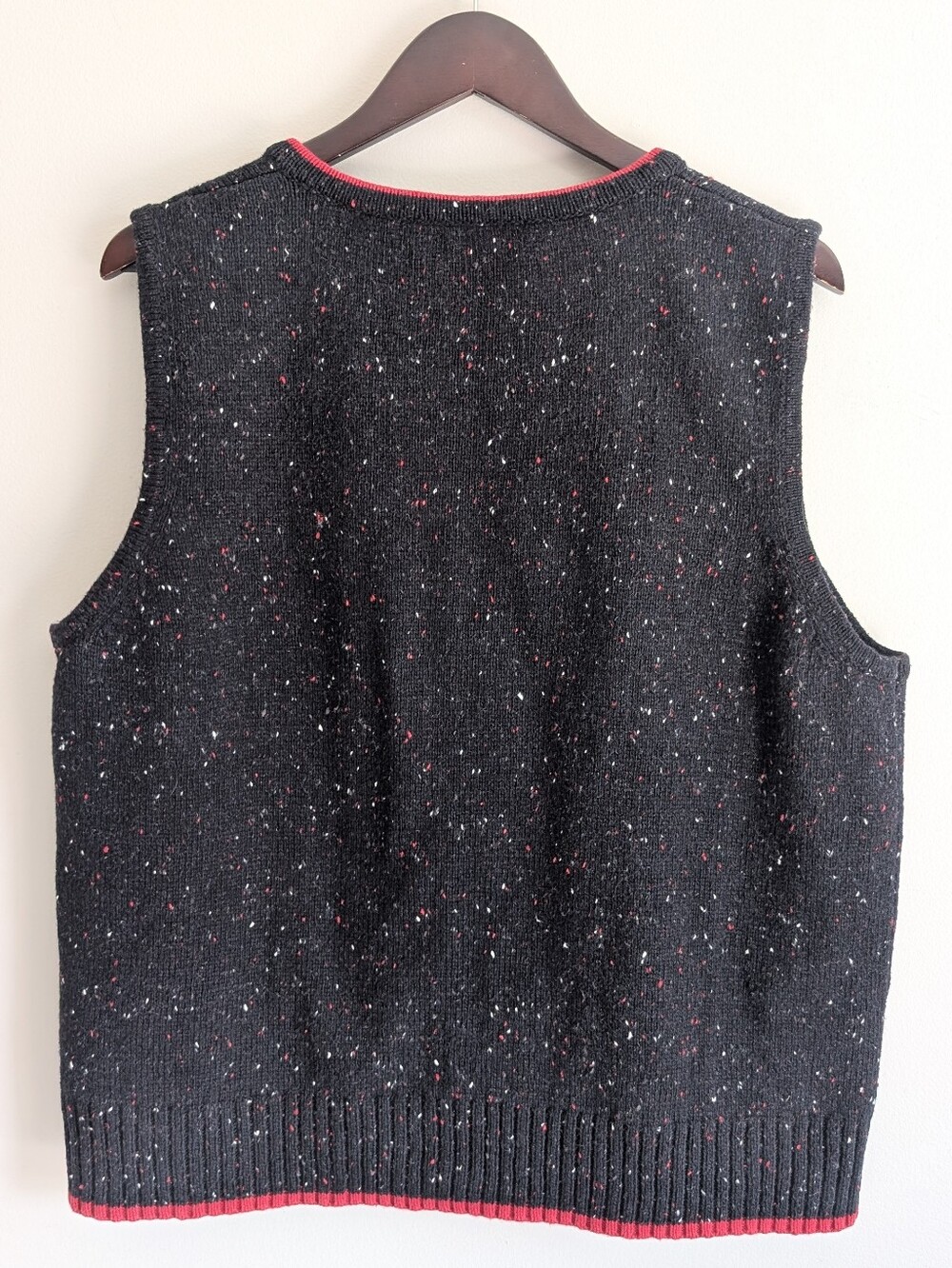 Northern Reflections Black & Red Knit Zip Front Vest w Embroidered Caedinals XXL - Picture 2 of 11